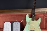 Fender Masterbuilt Jason Smith 62 Stratocaster Heavy Relic Surf Green Brazilian Rosewood.jpg
